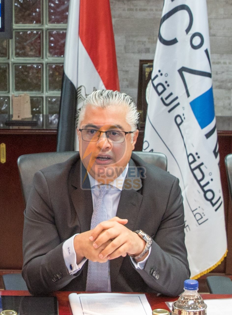 وليد جمال الدين رئيس المنطقة الاقتصادية لقناة السويس