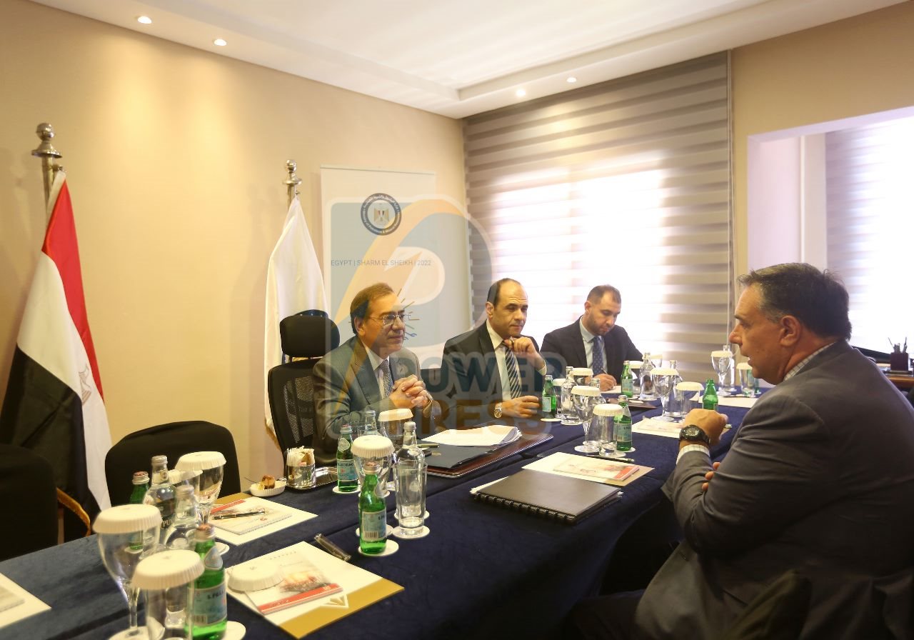 خلال اللقاء الاول